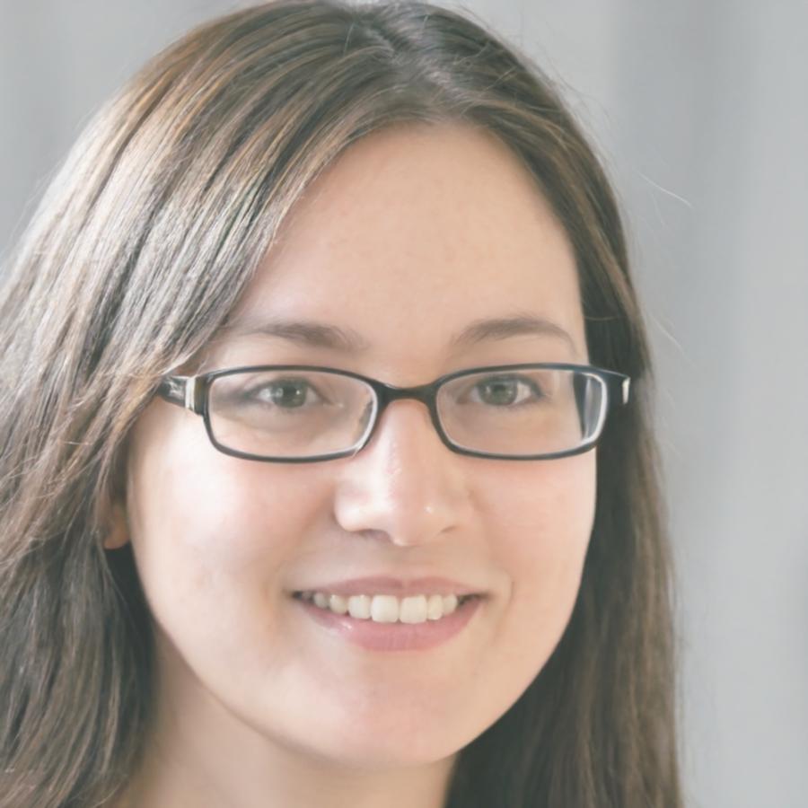 Portrait de Marie Dubois, experte en optimisation de portefeuille