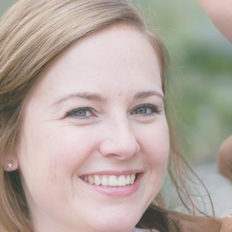 Portrait de Sophie Laurent, Experte en Gestion Alternative